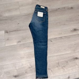 AG Farrah Skinny Ankle - high rise skinny ankle sz 30